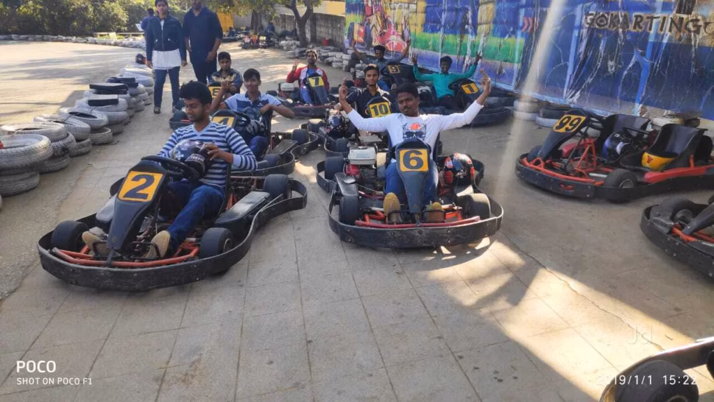 Grips Go-Karting & Bowling