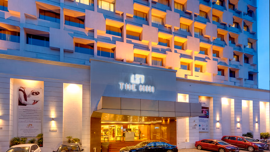 Ug Reincarneted (Underground) - Hotel HHI Kolkata