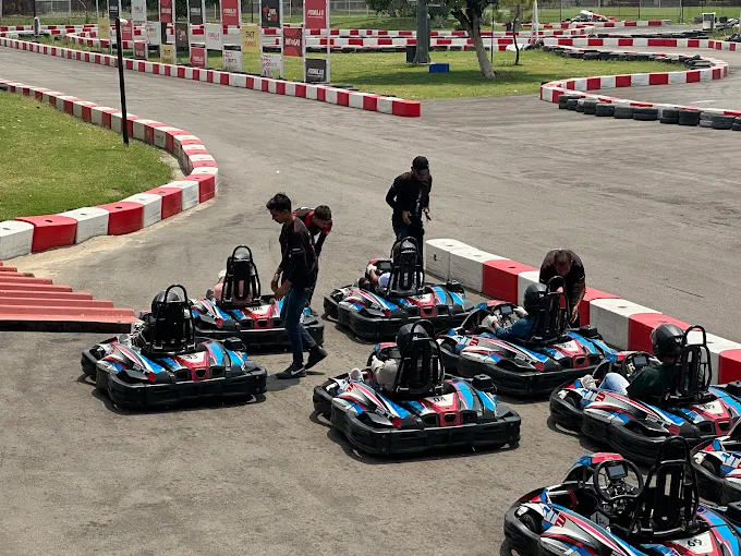 Wonder Speedway – Worlds of Wonder Theme Park